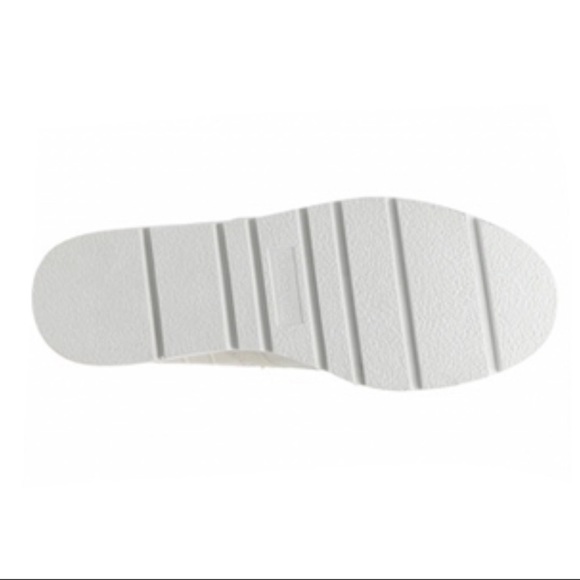 Dolce Vita Boots - Picture 4 of 11